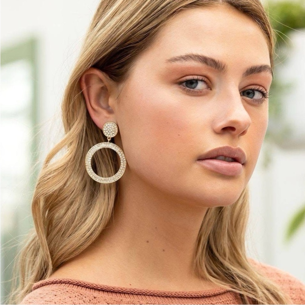 ✨🆕✨Plunder Brecken Clear Crystal Encrusted Circle Earrings